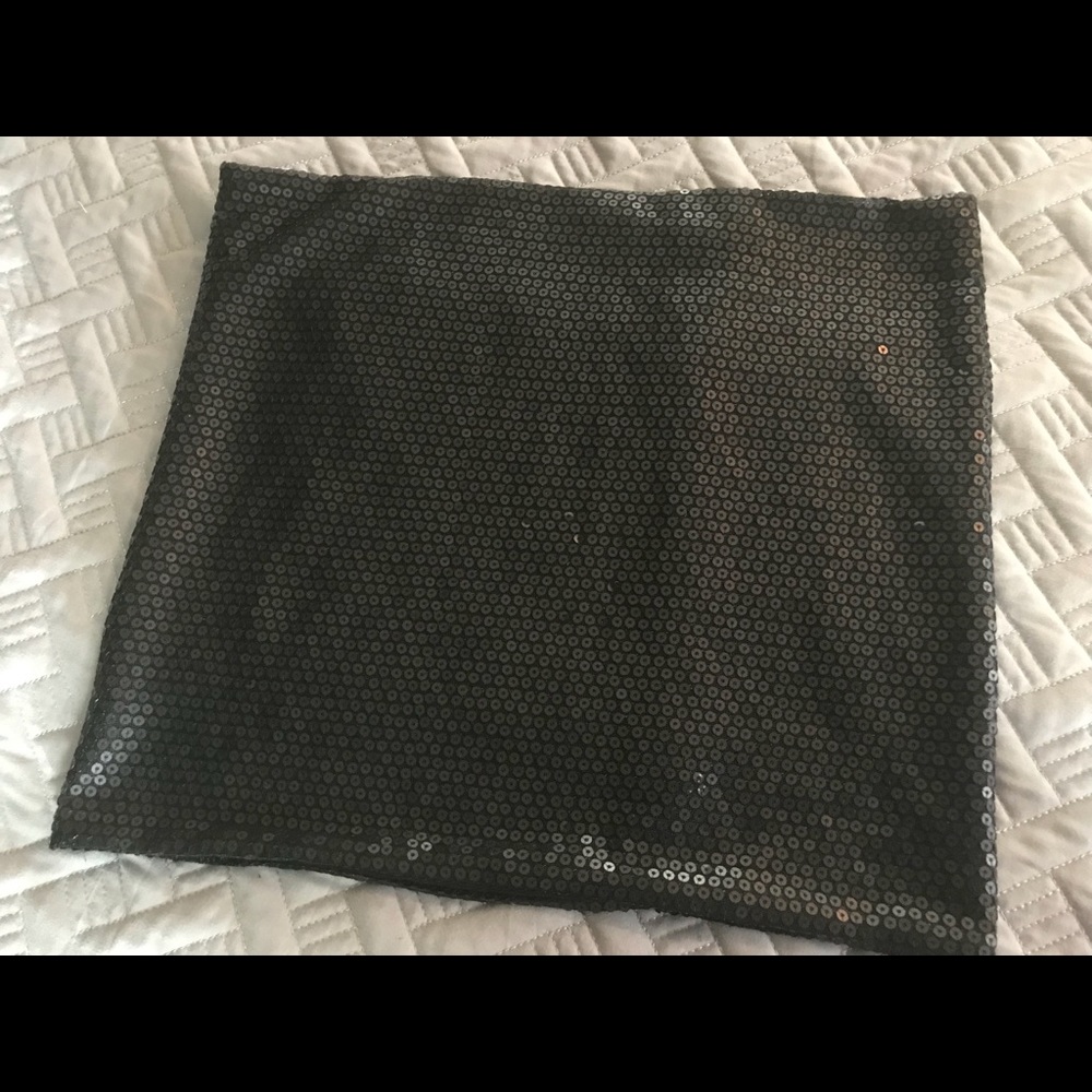 //2 for $10// Black Sequined Mini Skirt ONE SIZE